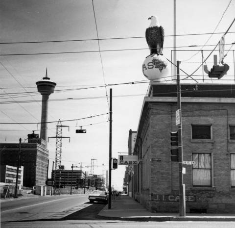 This eagle landed on the J I Case building (349-351 10th Ave SW) in 1894. The threshing machine business closed in 1969, the eagle made its way to the Glenbow Museum, and Rodney's Oyster House serves seafood in the old Case premises. (Photo: Calgary Public Library Alison Jackson Collection )