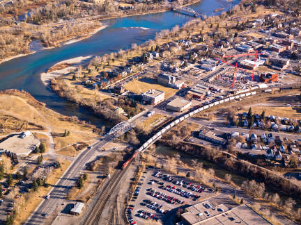 Aerial view of Inglewood from 9th Avenue SE, 2009. Poulsen sets much of the action in his mystery novel in and around Inglewood, Calgary's oldest neighbourhood. (Photo: Calgary Public Library Community Heritage and Family History Special Collection )
