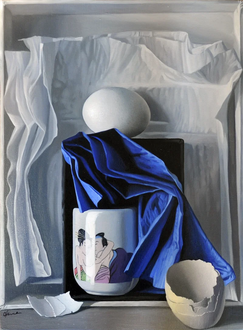 Blue and White Arrangement with Lovers