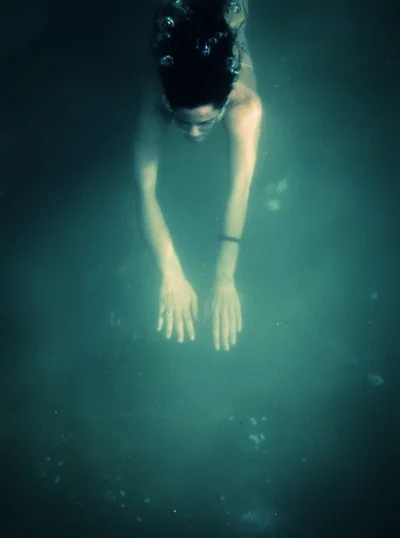 artmonday-under-water.jpeg