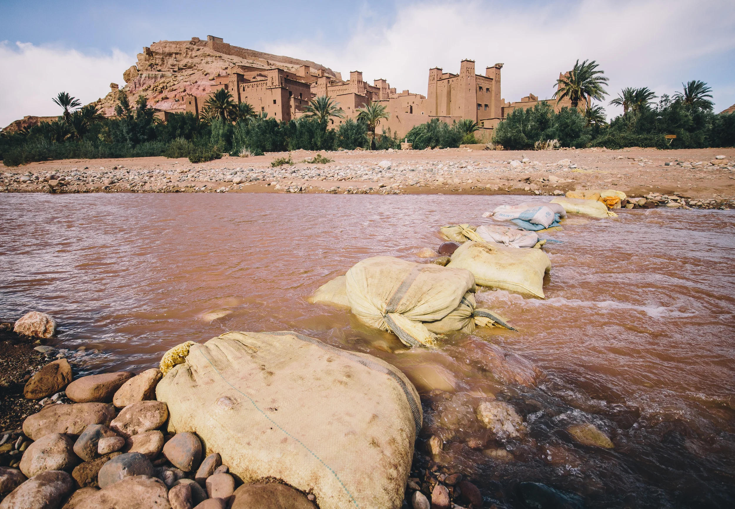Footbridge to Aït Benhaddou