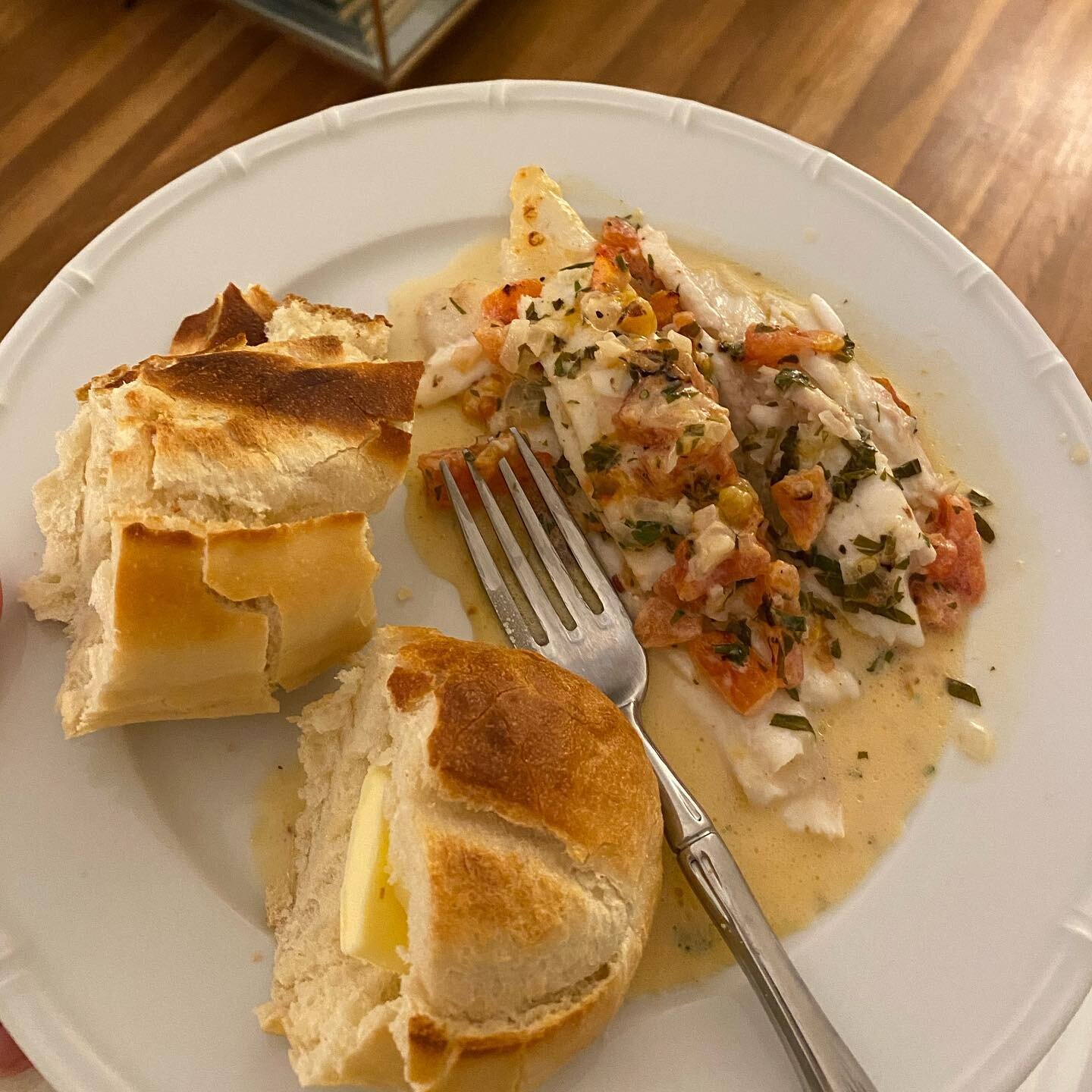 Made this dish for dinner recently and its a new favorite! It's grey sole with herb and wine cream sauce. It would work well with any local flounder and I even tried it with some tautog and black sea bass (but baked it vs broiled it with the thicker 