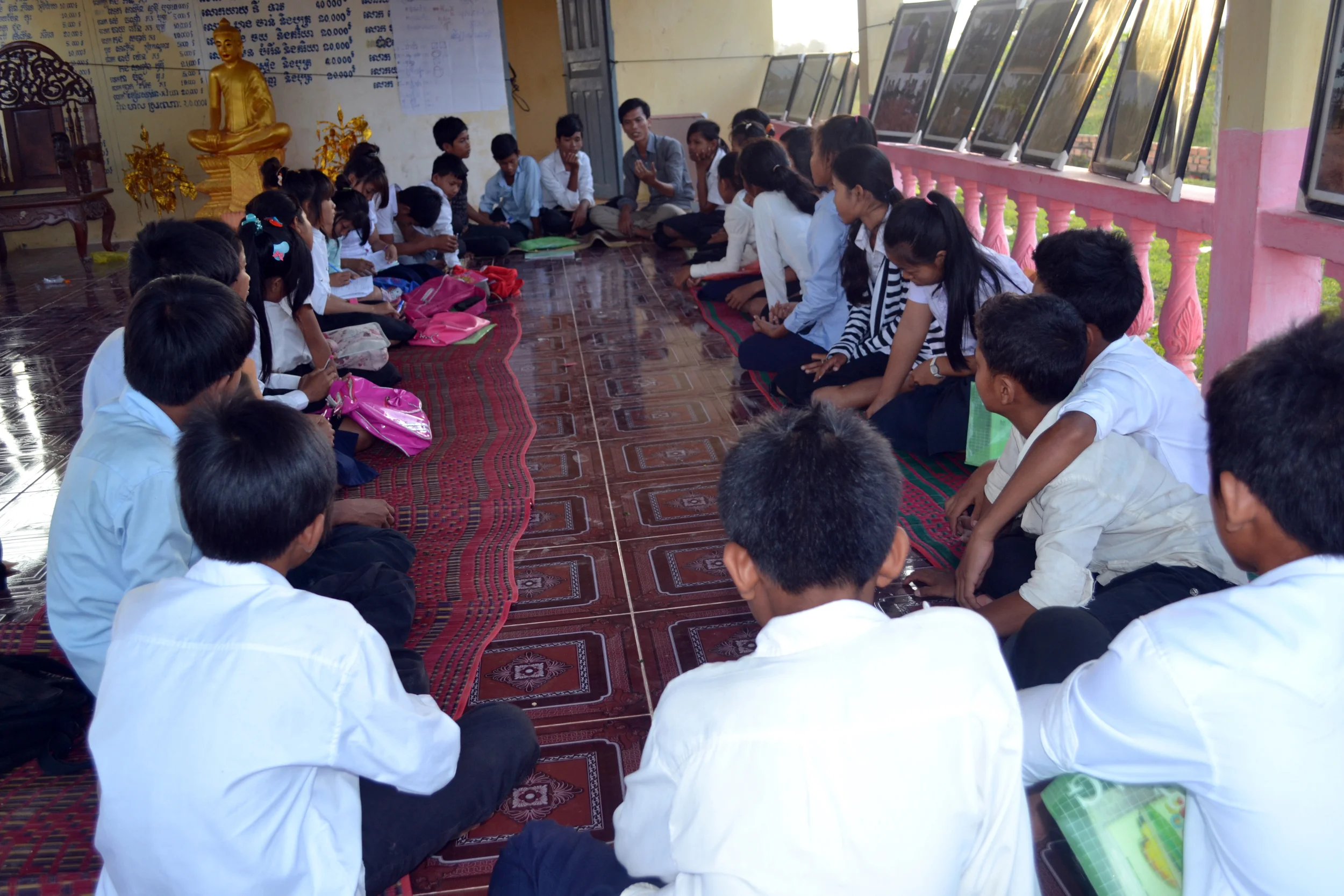 A workshop being run by our local partner in Cambodia, Youth for Peace, in 2013.