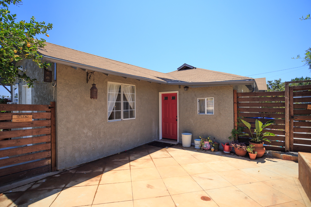2215 Scott MLS - virtuallyherestudios.com-25.jpg