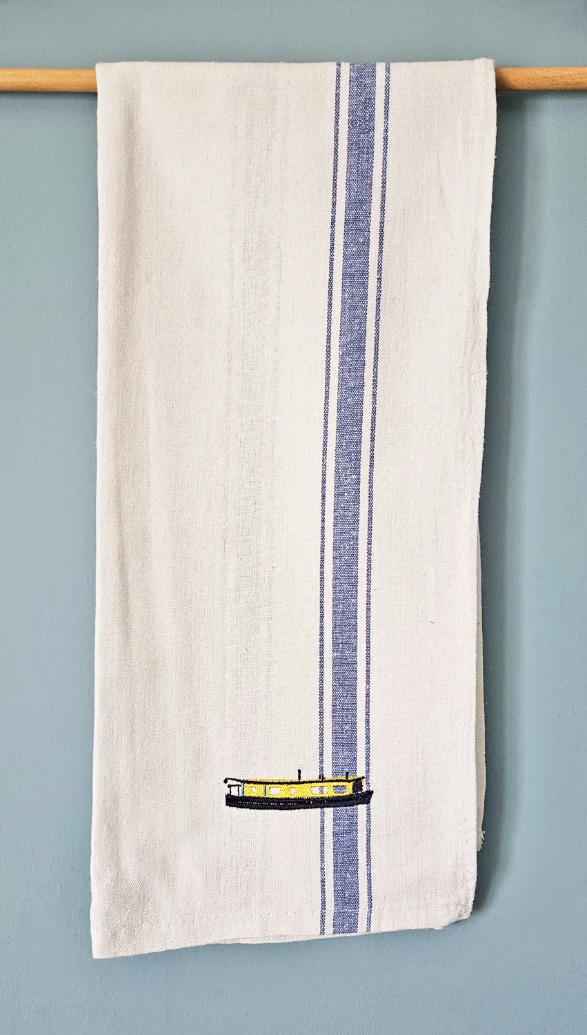narrowboat 2 yellow hanging.jpg