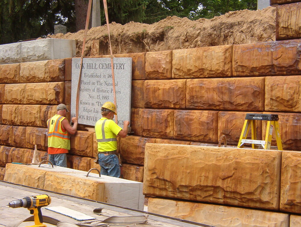 Oak Hill Cemetery Wall 026.jpg