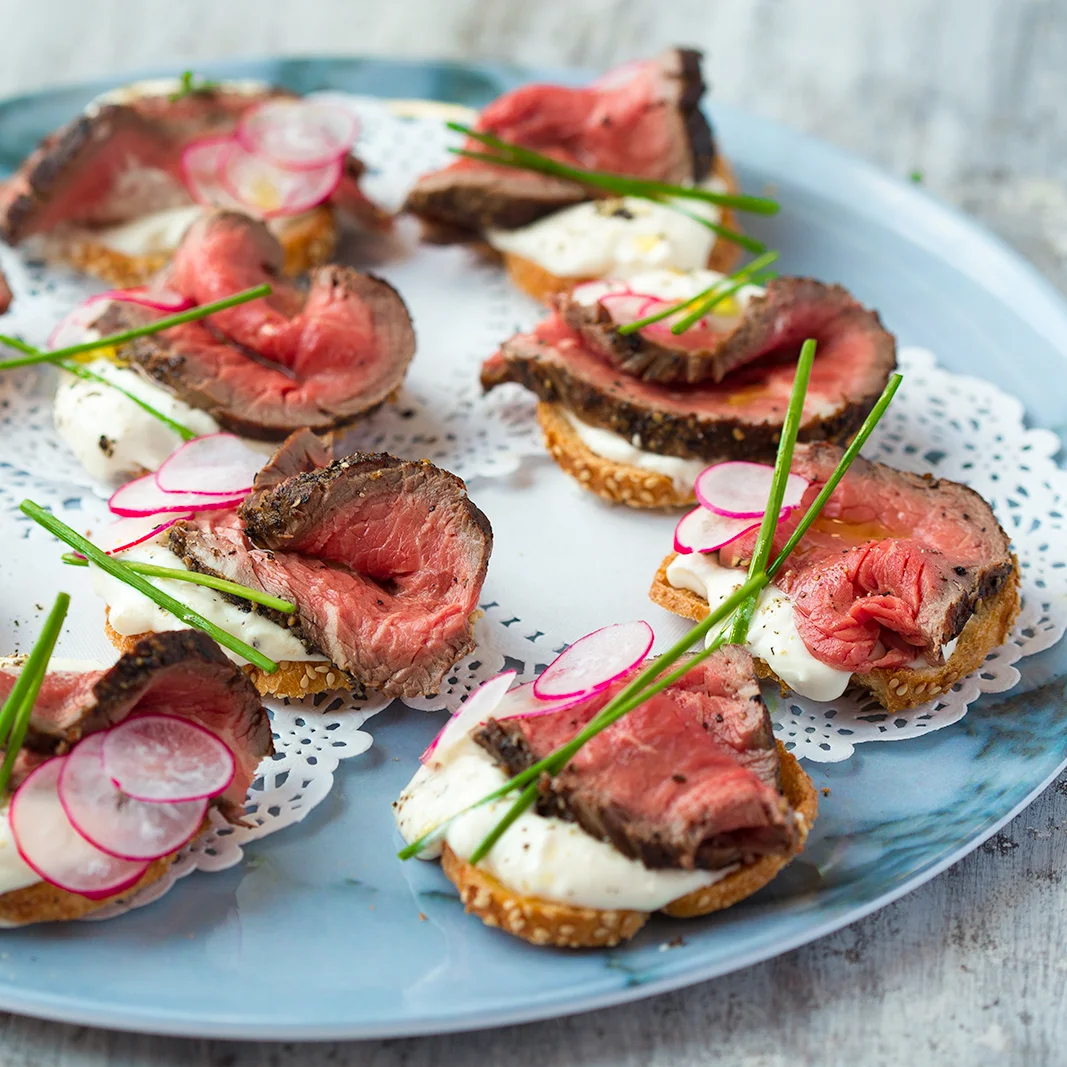 Beef and horseradish crostini — The Kitchen Alchemist