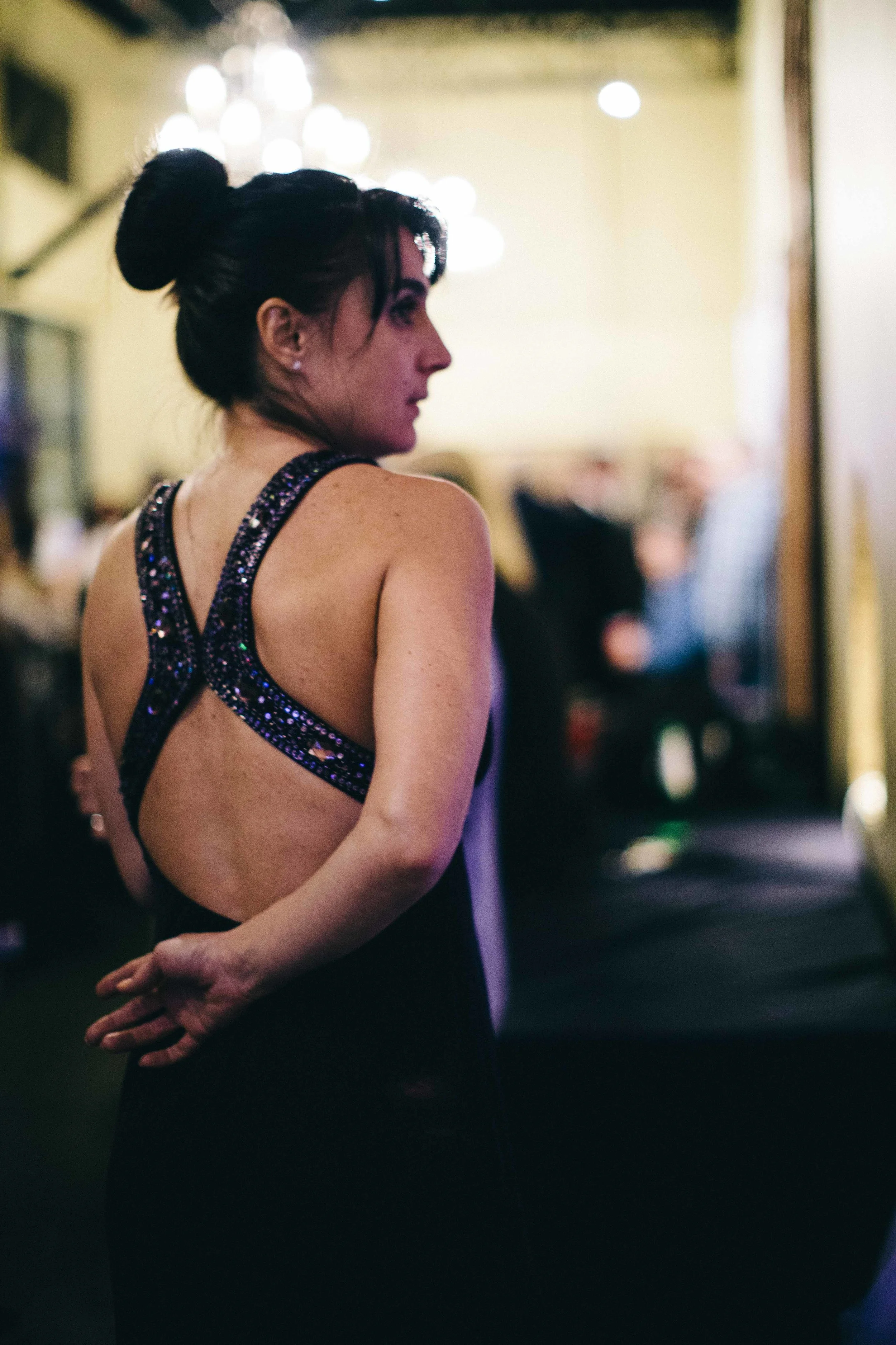 BacklessWoman-8821.JPG