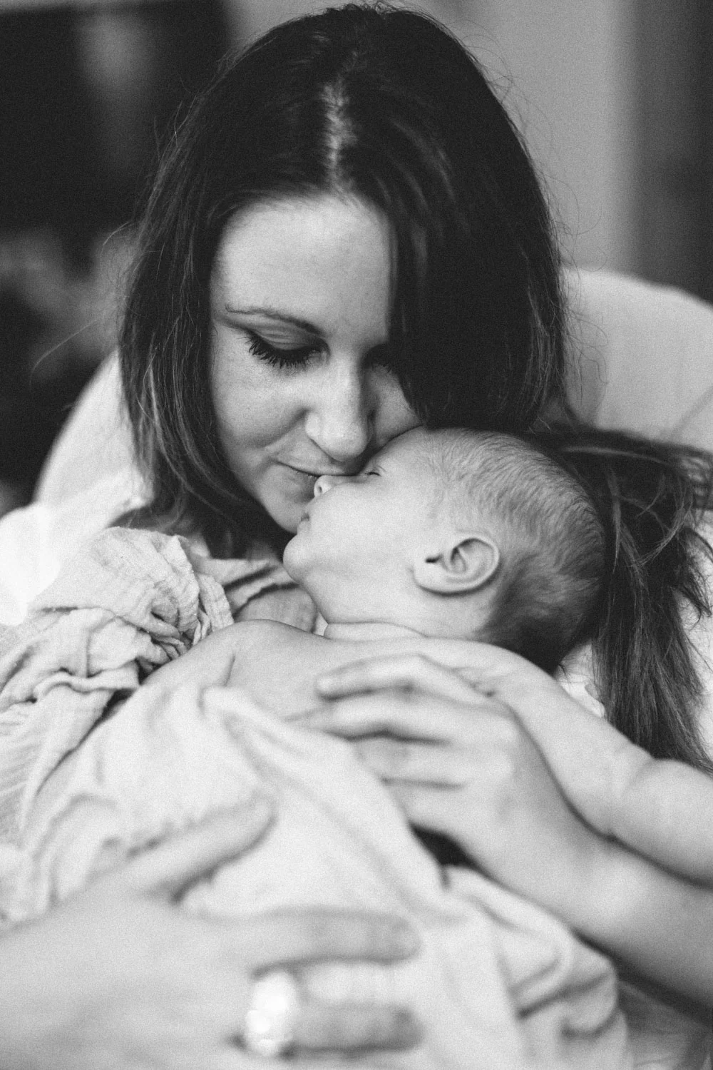 Mom&BabyBW-8393.JPG