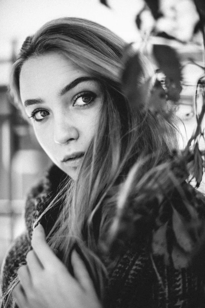Dara B&W-4836.JPG