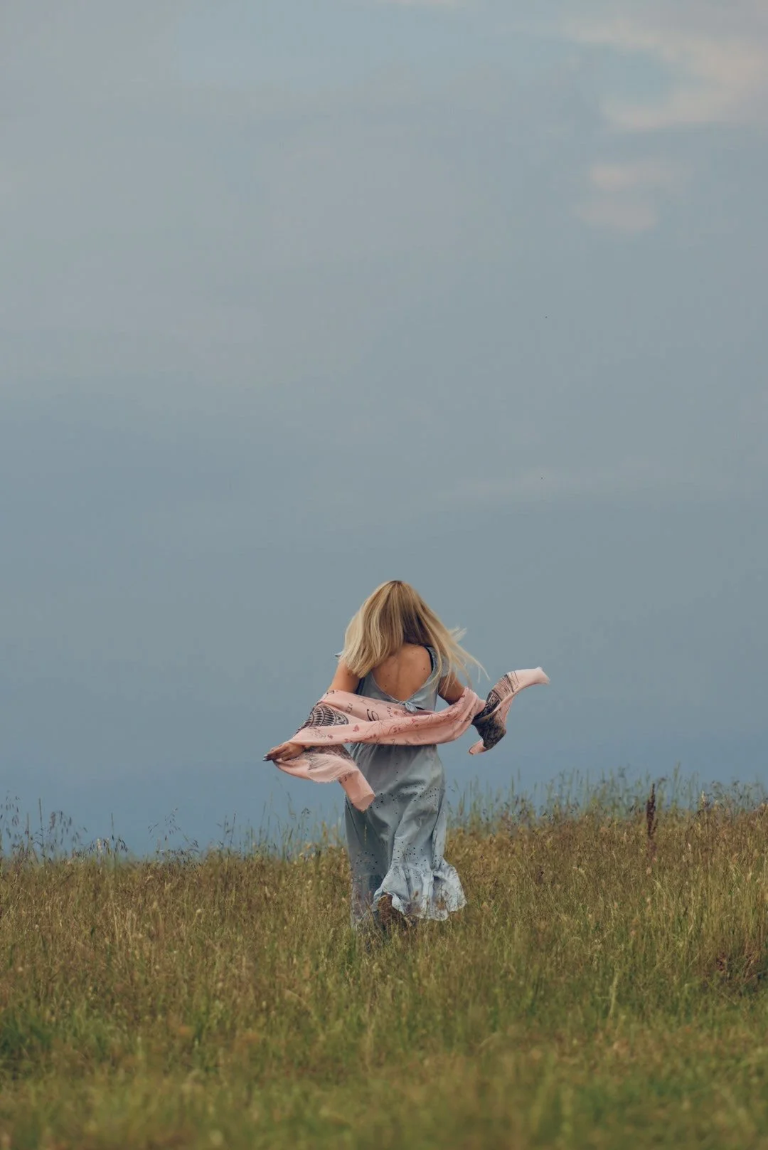 Beyond the Snapshot: Capturing Authentic Travel Moments in Cinematic Style