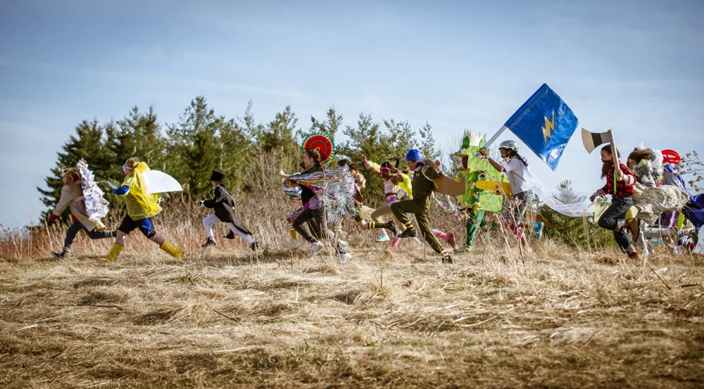 CHARACTERSRUNNING2.jpg