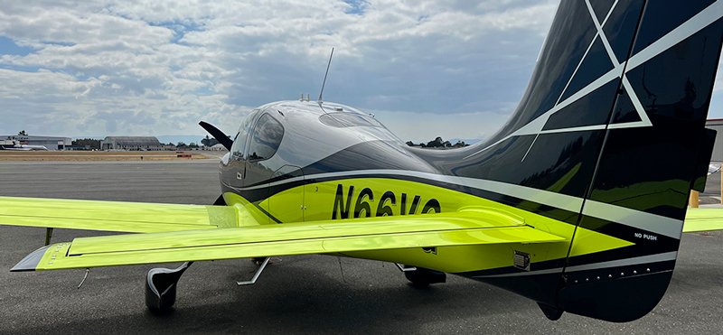 N66VG-pilot-rear.jpg