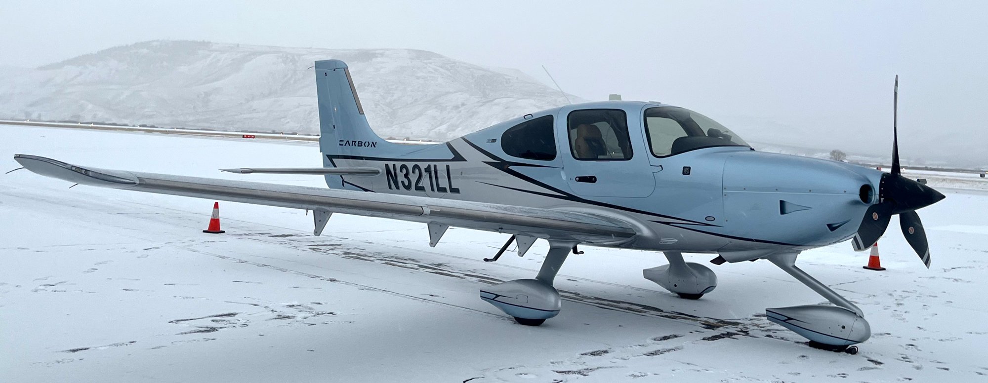 n321LL-in-snow.jpg