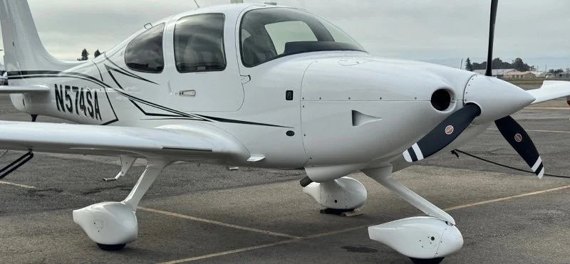 N574SA-Lean-to-fly-a-Cirrus-Aircraft.jpg
