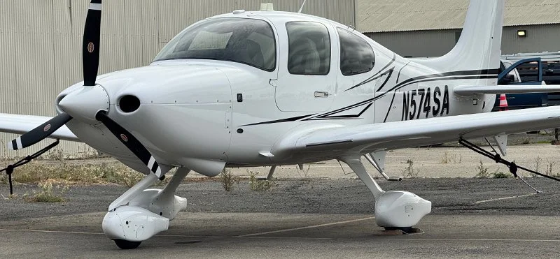 N574SA-SR20-G7-left-side.jpg