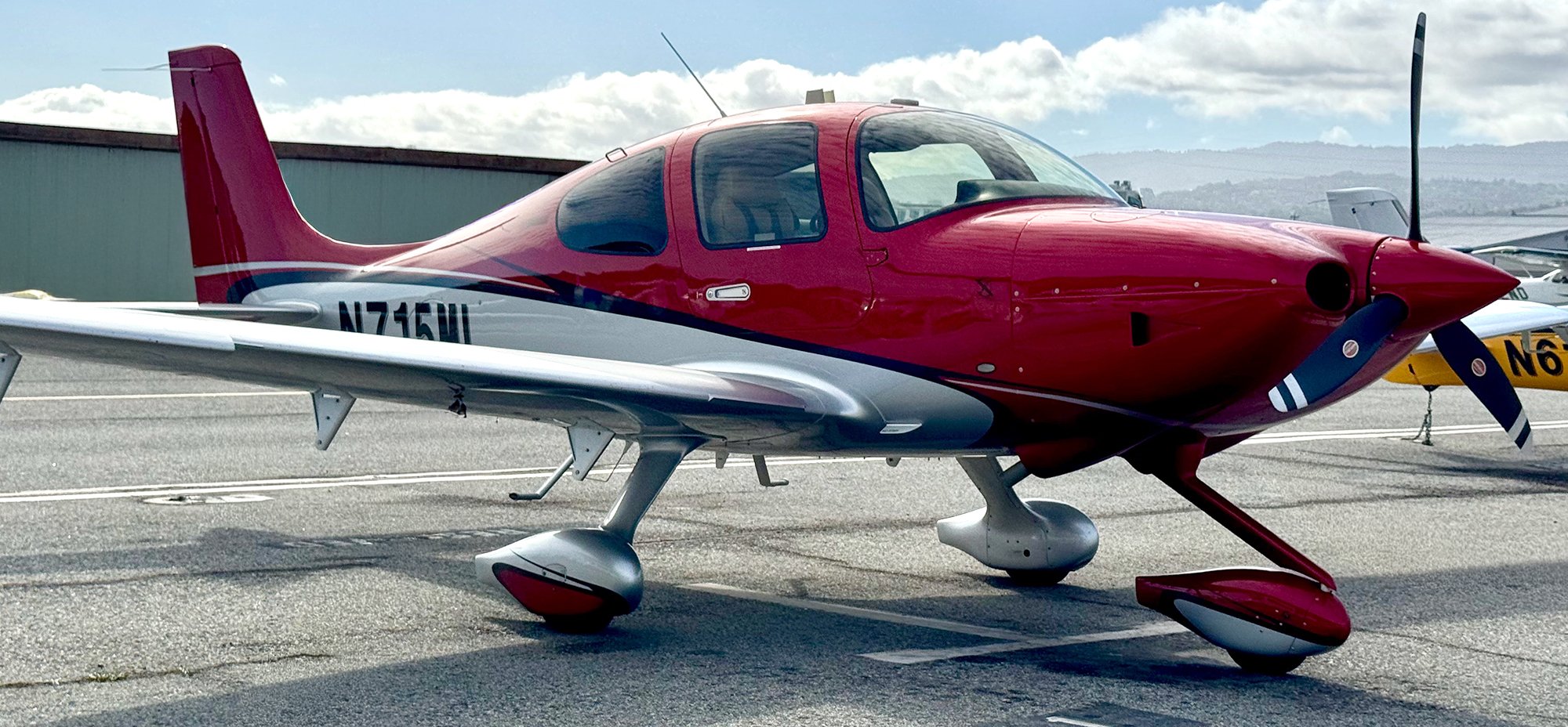 N715ML-SR20-G7-jato-aviation.jpg
