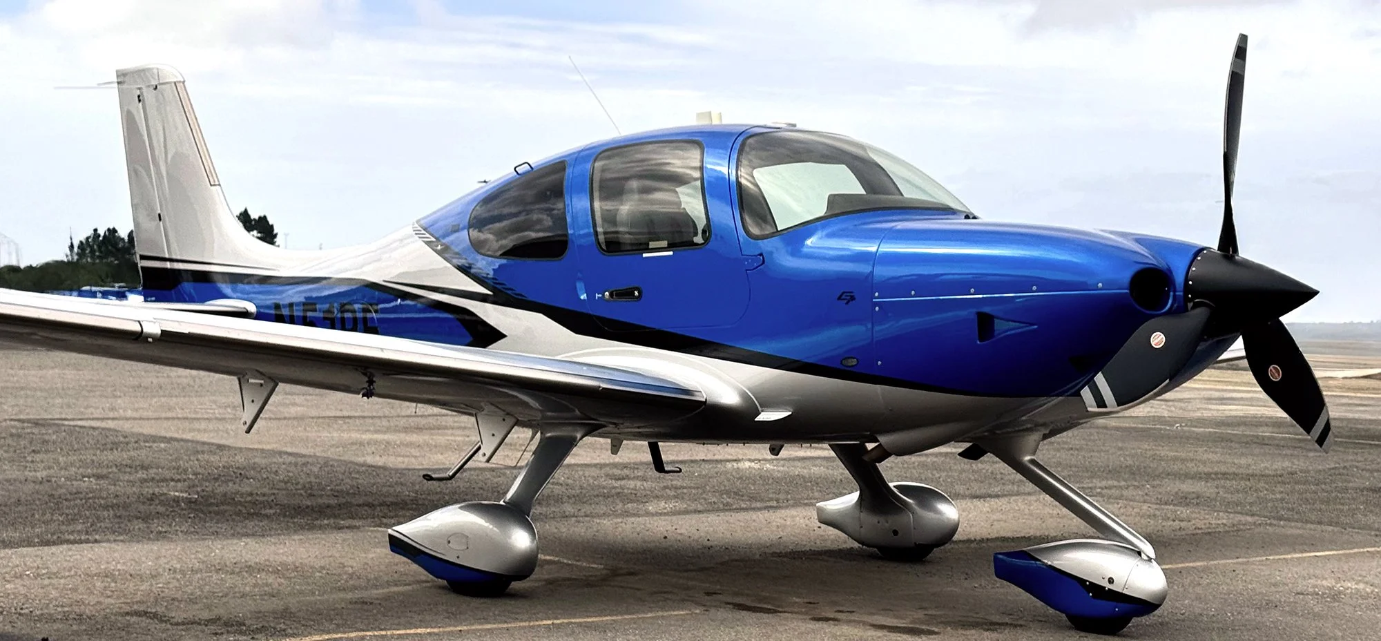 N51RE 2025 Cirrus SR22 Turbo G7+ Garmin Perspective Touch+, Autoland
