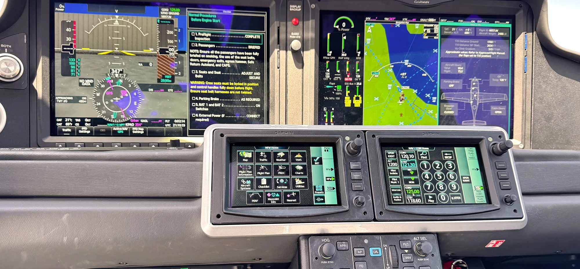 N957JW-avionics-Cirrus-SR20-G7Plus.jpg