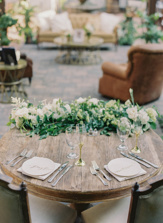 hay betrayal Sweat 10 Dreamy Sweetheart Table Ideas — Signature Boutique Event Rentals Maui,  Hawaii
