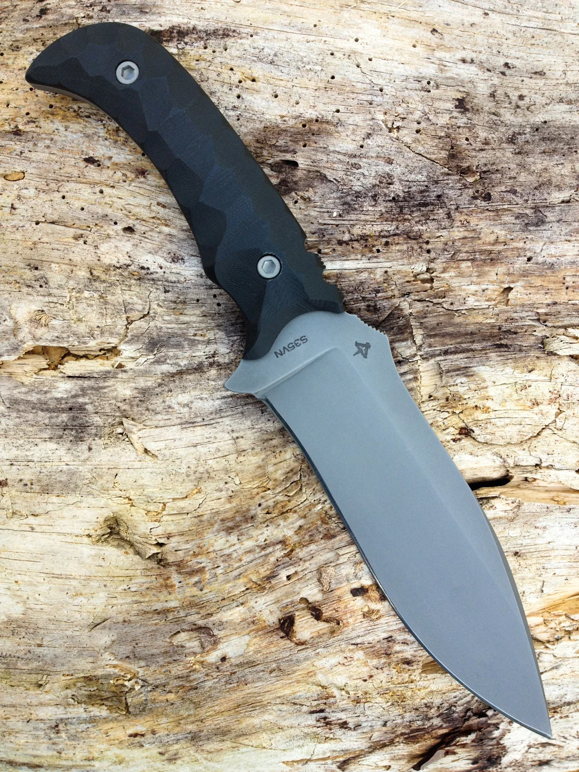 Bobbed Gutshot Fighter