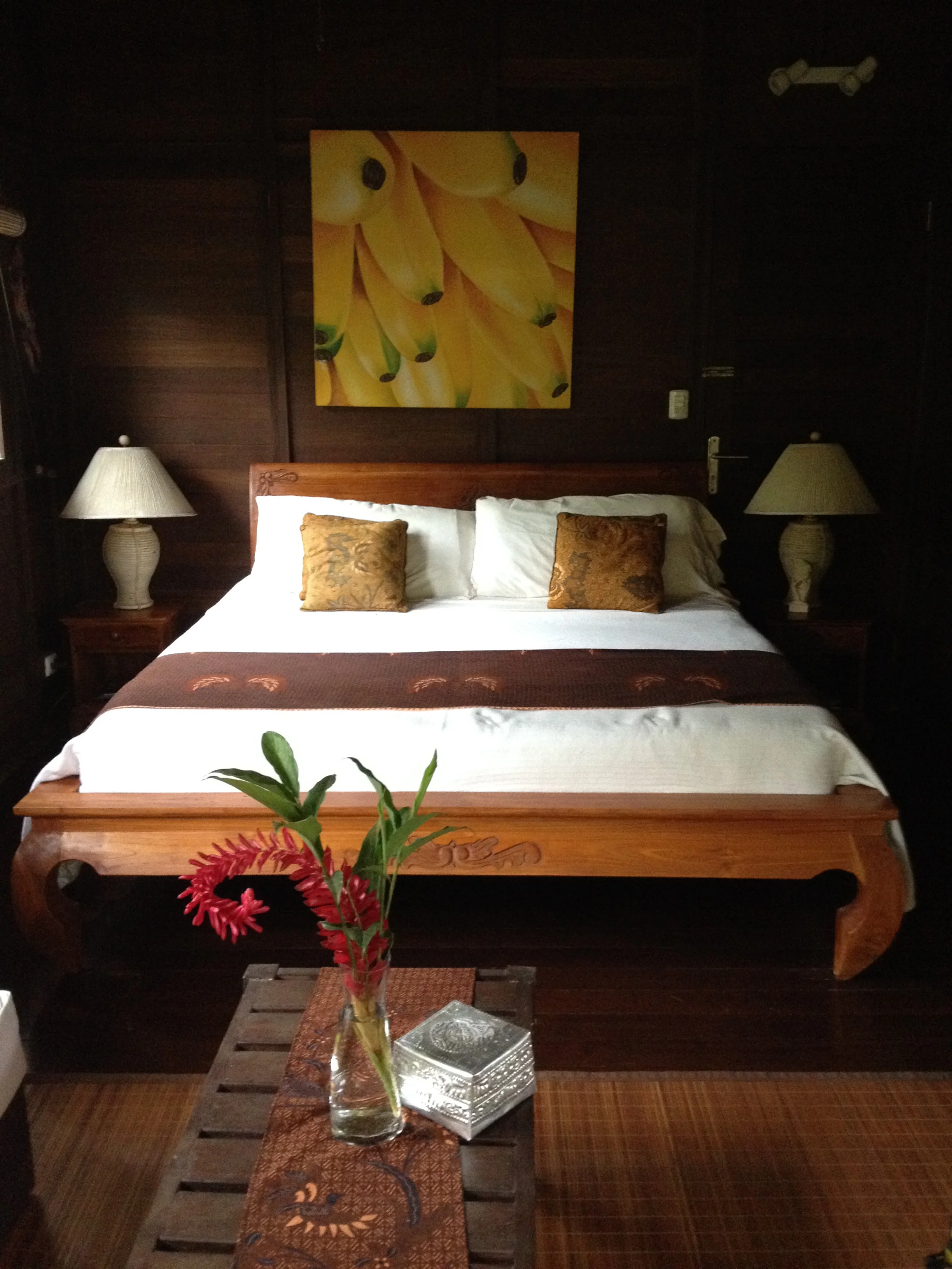 ojochal bed.JPG