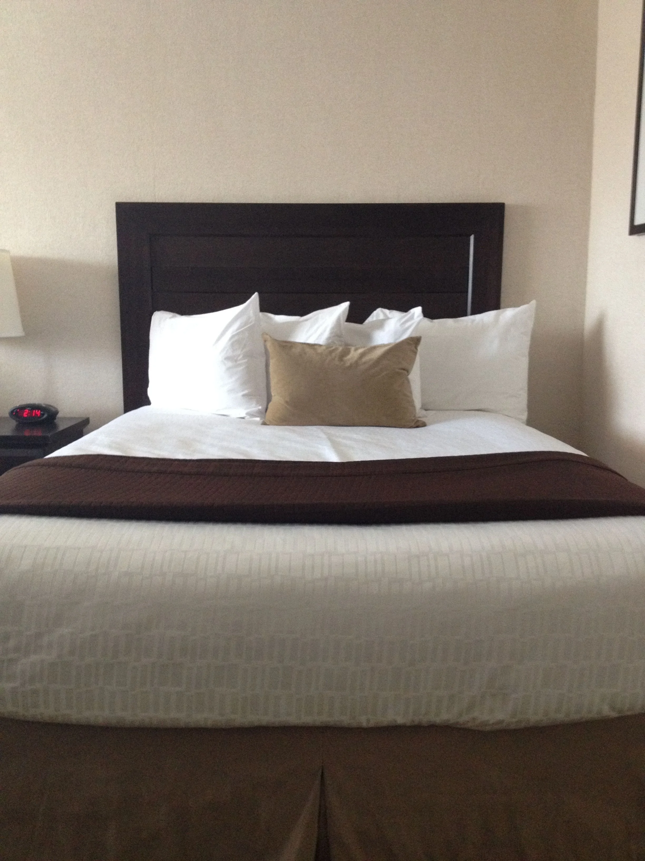 LA bed.jpg