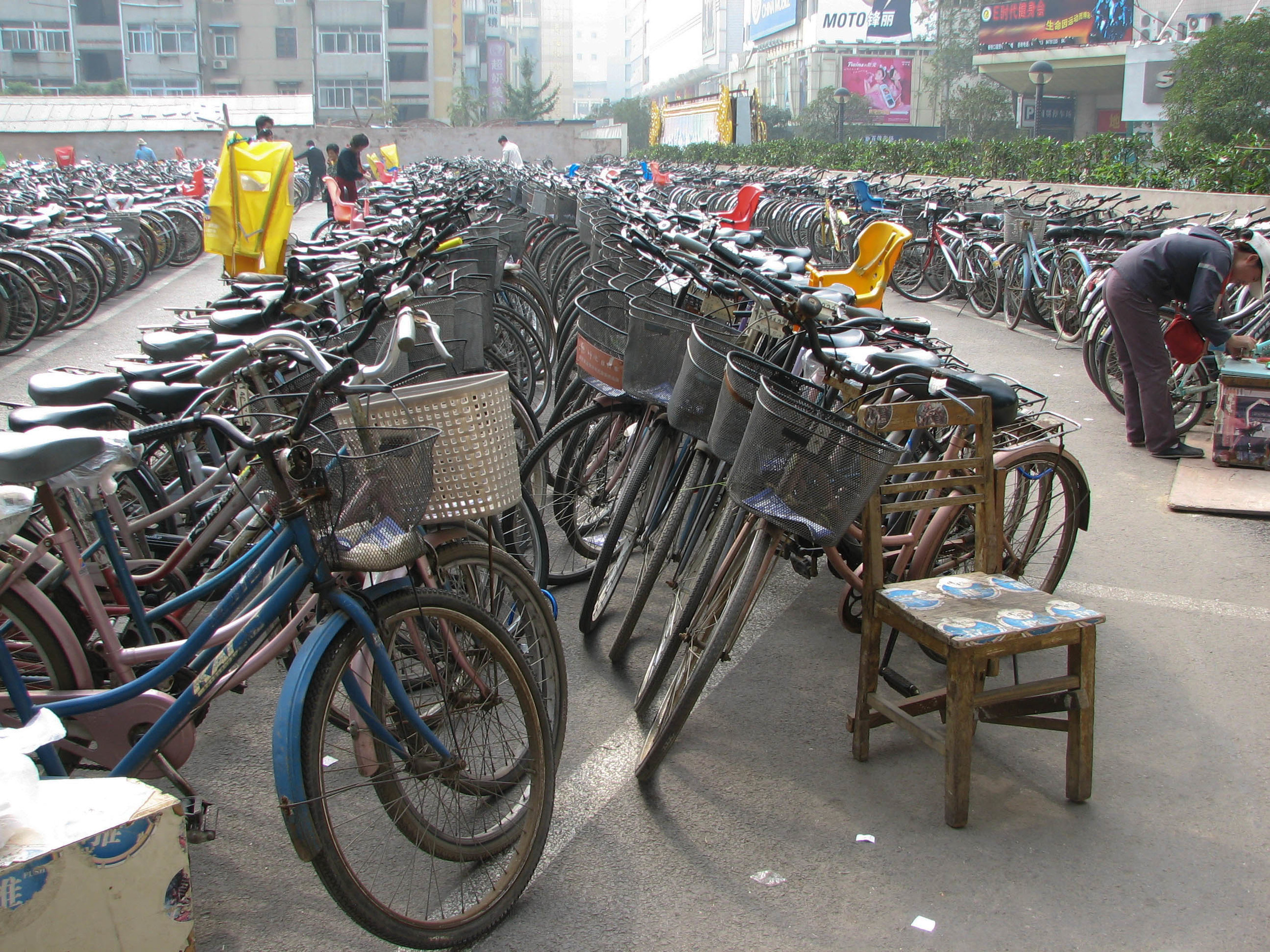 bike-parking-lot.jpg