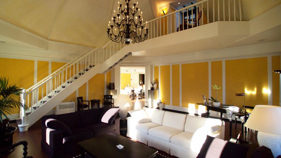 003184-02-two-level-yellow-suite.jpg