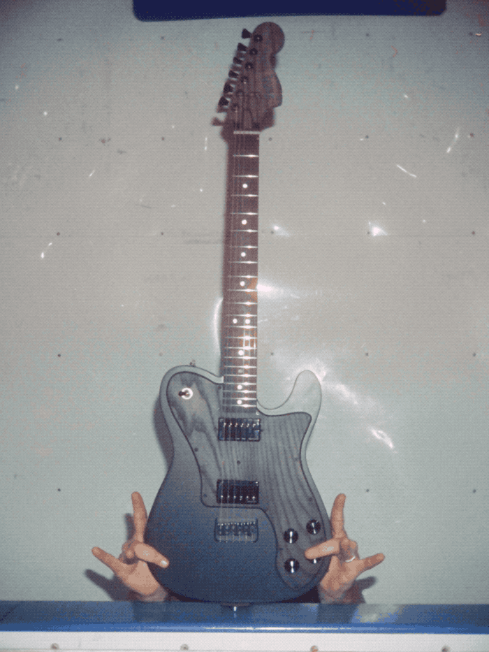 Wiggle Gram - Frames - 12 - 03.2025-08-03 12_42_26.gif