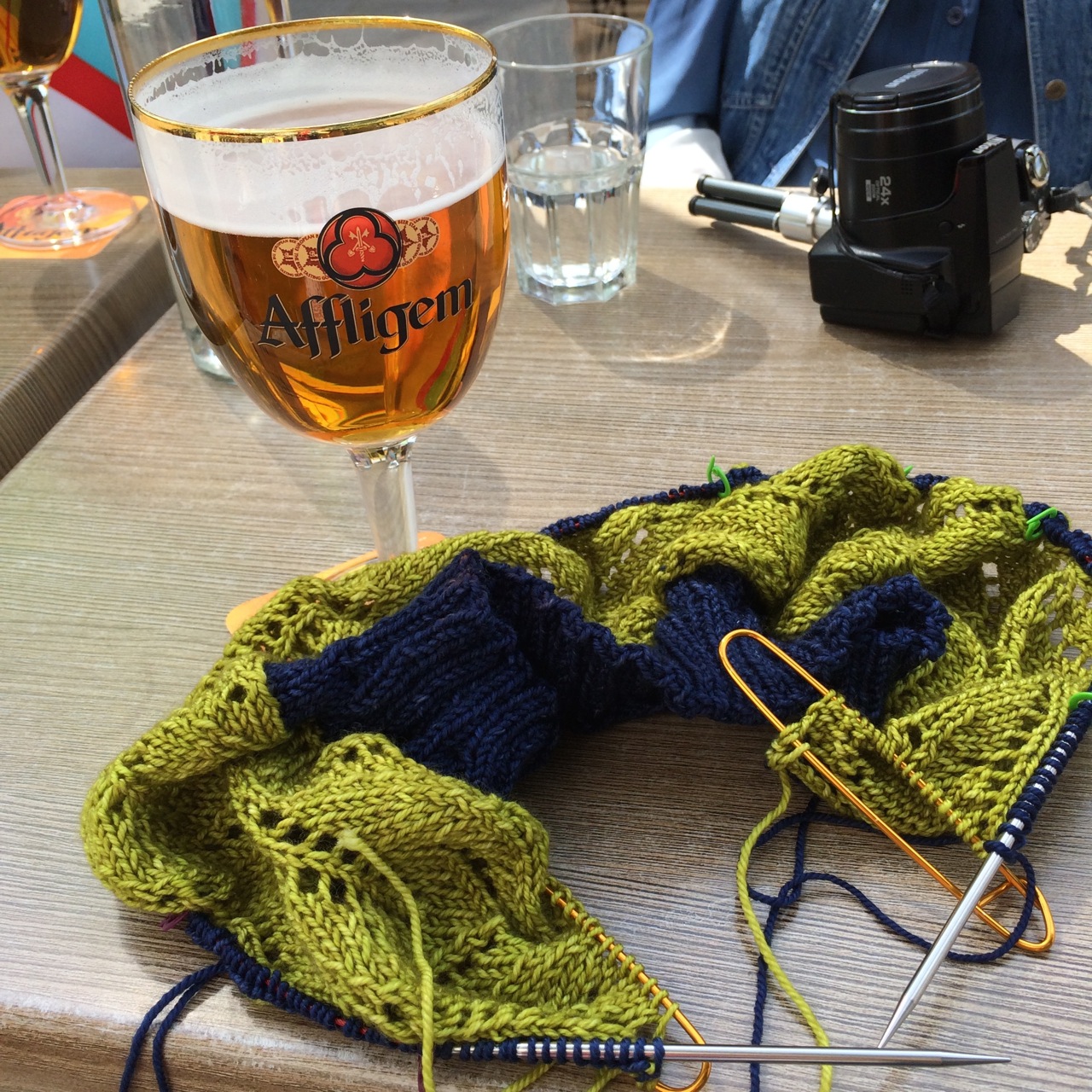 A couple of days later in Paris and the collar was done and I was onto the body of the sweater.