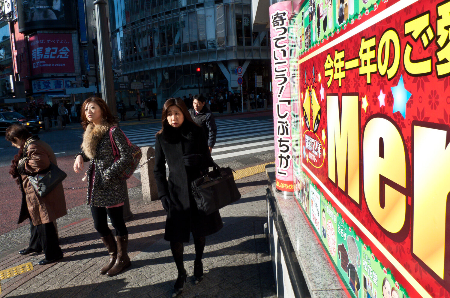 Tokyo-Japan-Street-Photography-Color-EdwardOsborn-3.jpg
