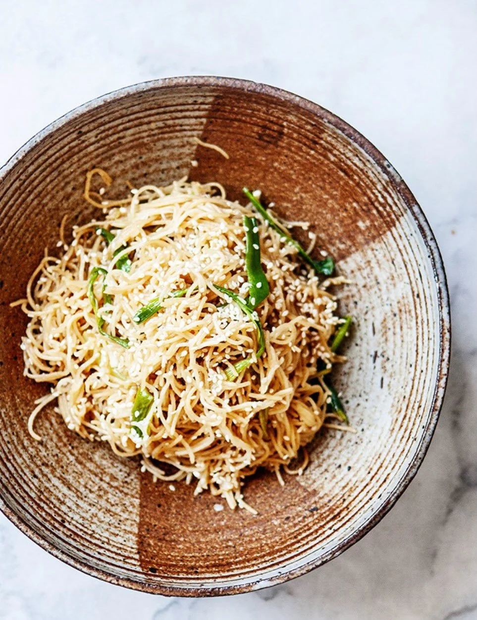 BEAUTIFUL FOOD BY DESIGN | Slurp up some SOY &amp; SCALLION NOODLES. A 1-2-3 recipe. No 648 in the COLLECTION MEMBERSHIP. 
TAP BIO FOR WEBSITE
RECIPE LINK⬇️
https://bijouxs.com/soy-scallion-noodles/
.
.
#noodles #soy #scallions #123recipes