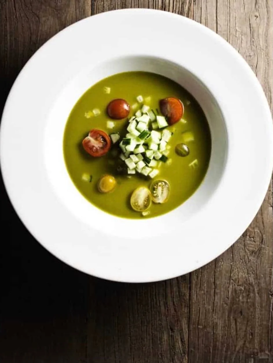 BEAUTIFUL FOOD BY DESIGN | No. 260 Zucchini Gazpacho

Gramercy days &ndash; Big city, bright lights and cool bowl of soup from a famed NYC tavern &ndash; this is a little jewel.

Gramercy Park was point center of my stays in NYC in my design days. Ce