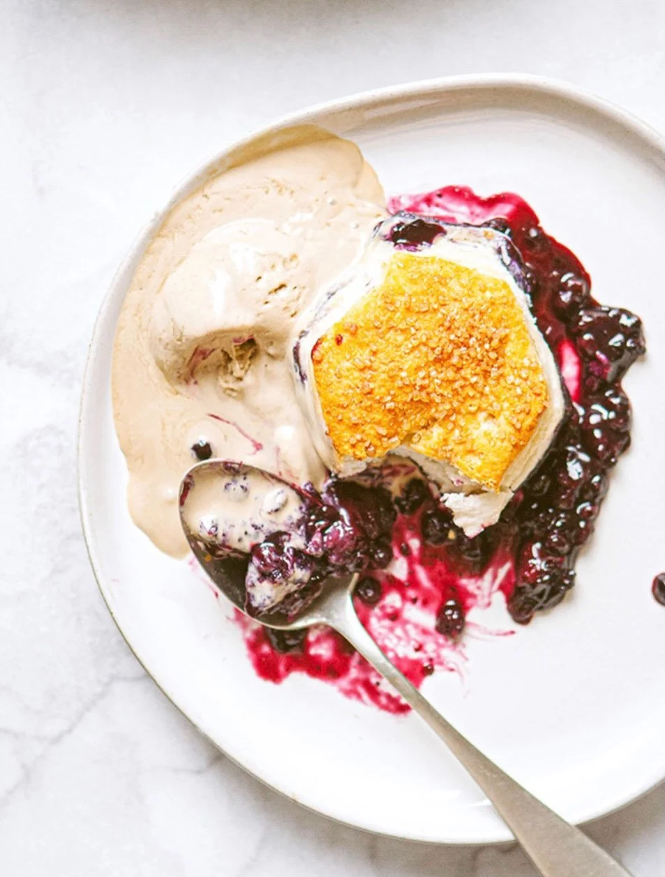 BEAUTIFUL FOOD BY DESIGN | https://bijouxs.com/skillet-blueberry-cobbler-with-biscuits/
.
.
#blueberry #blueberrycobbler #castiron