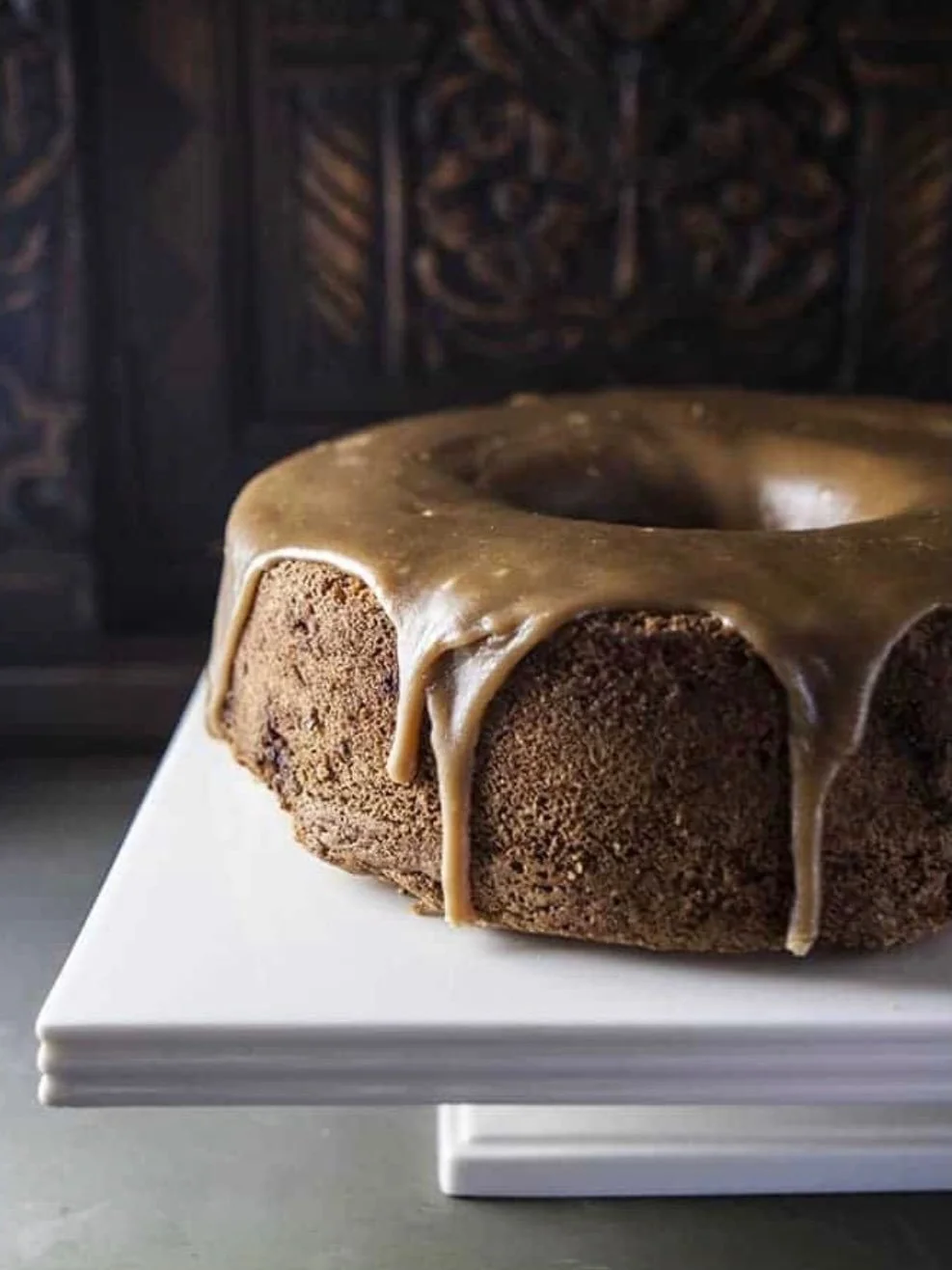 BEAUTIFUL FOOD BY DESIGN |  Fresh Apple Cake with Brown Sugar Glaze&ndash;a forever little jewel from the Bijouxs kitchen Membership Collection. 
TAP BIO FOR WEBSITE 
https://bijouxs.com/welcome-bijouxs-collection-membership/
https://bijouxs.com/fres
