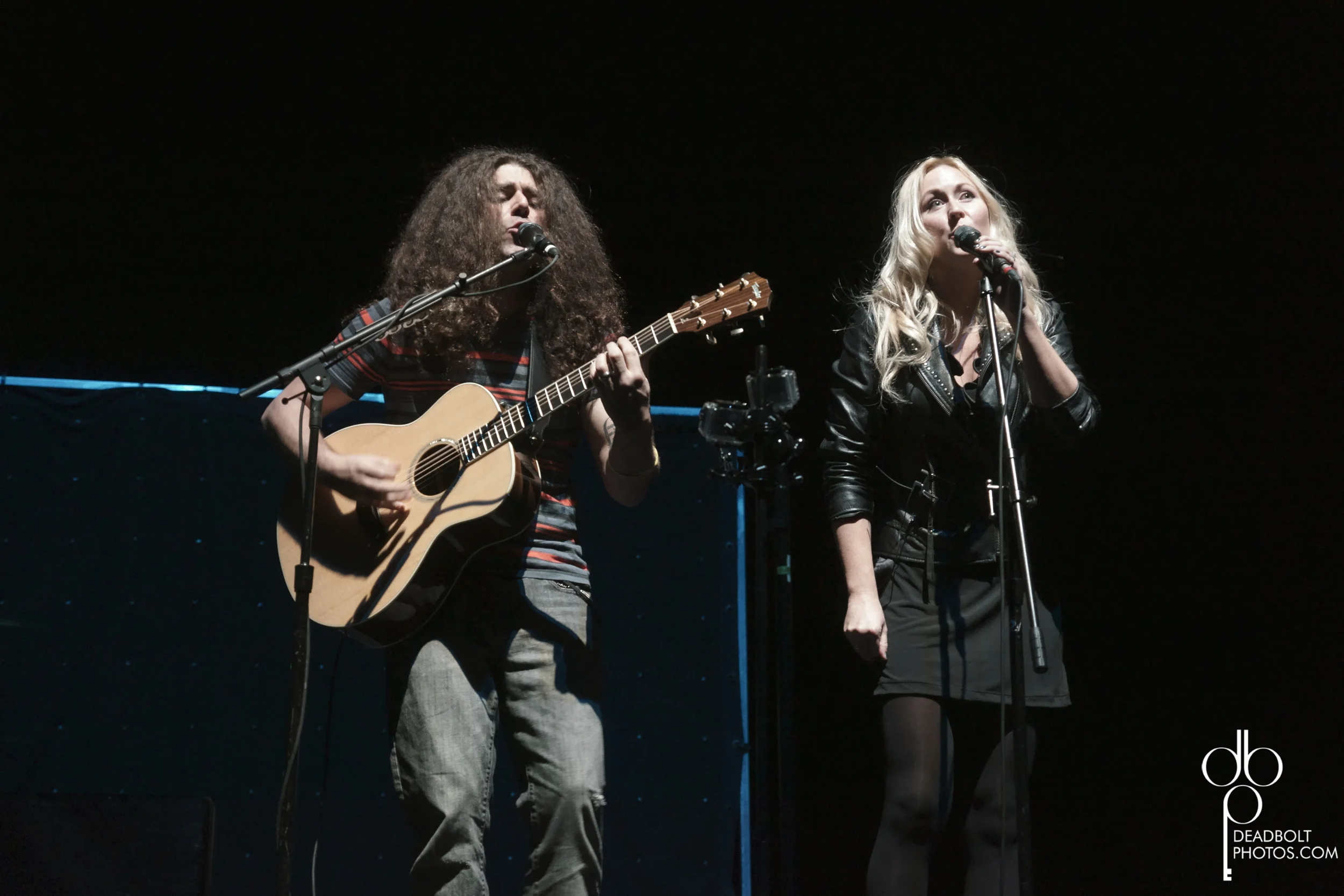 Claudio and his wife played one song before the show really started. 