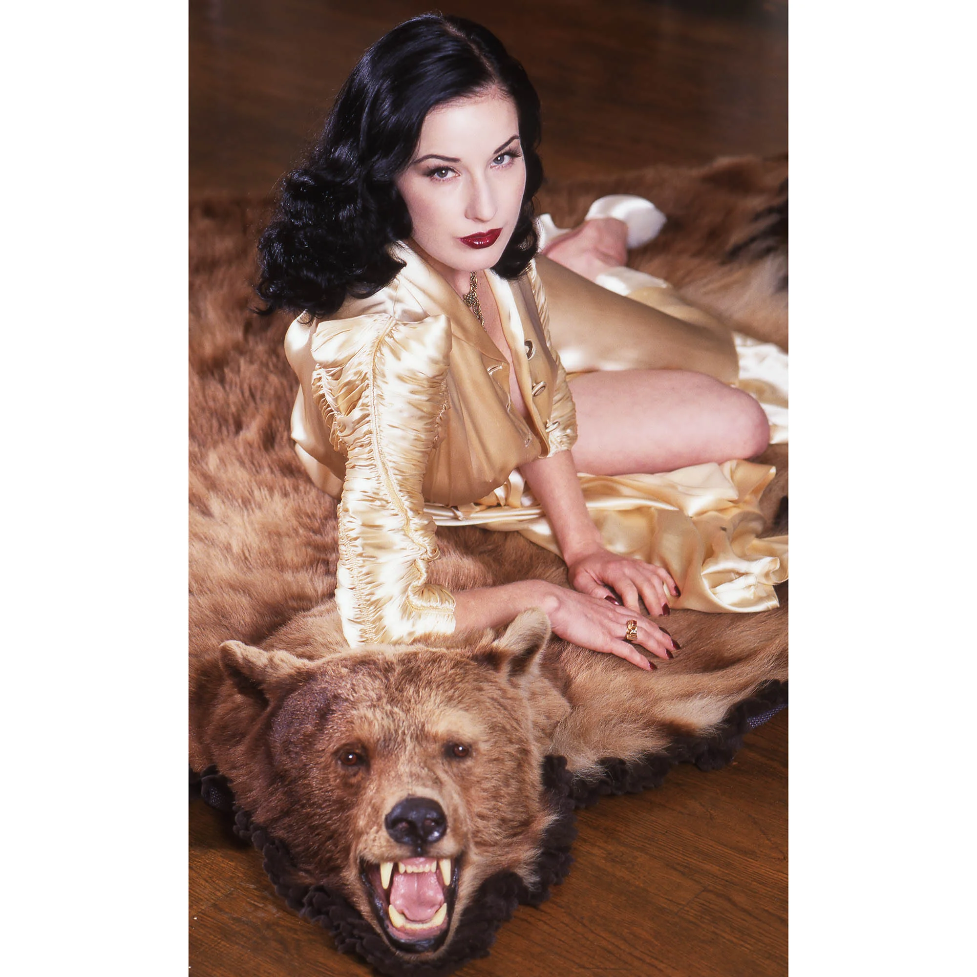 30x30_DITA_BearRug3_184.jpg