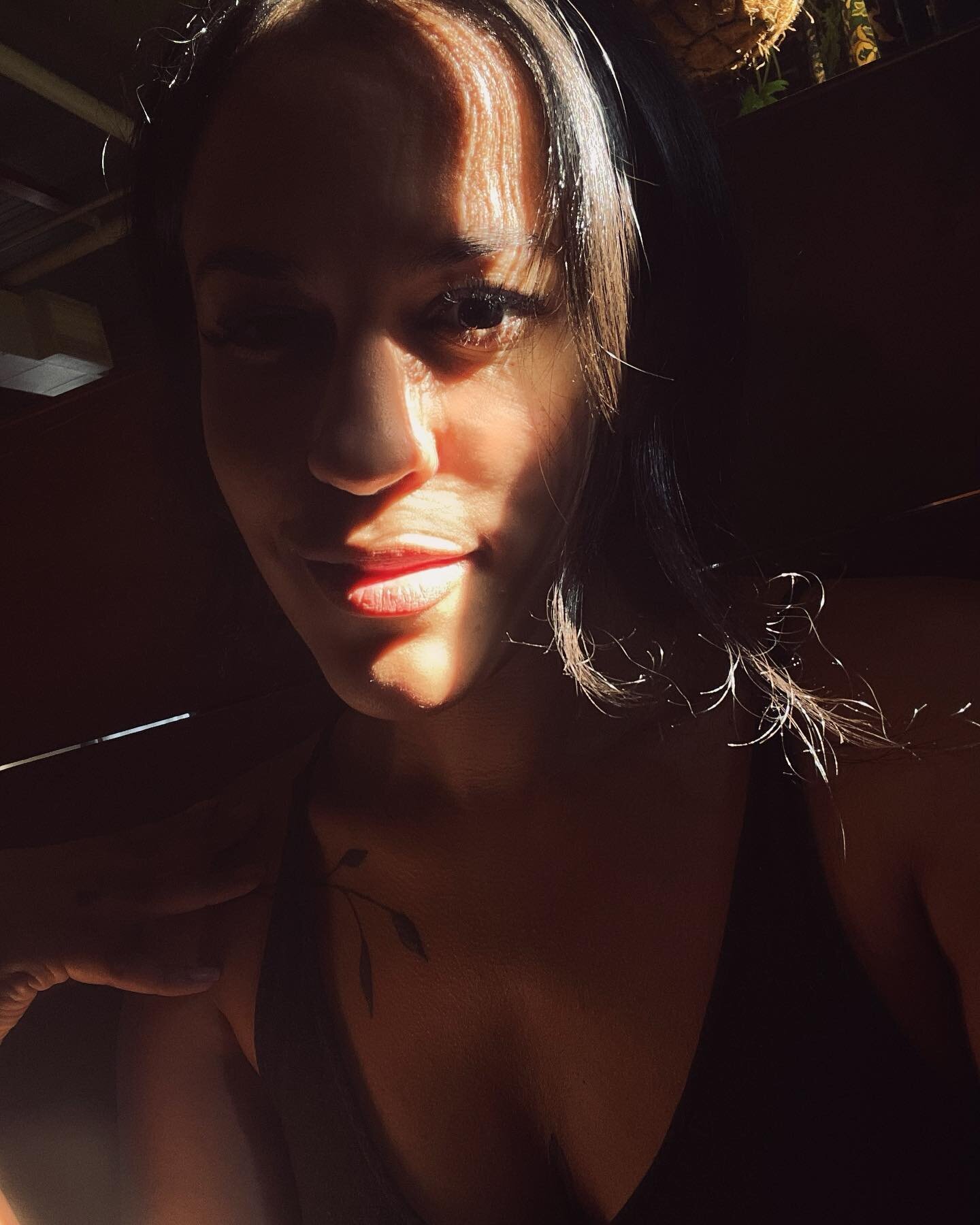 chase the light long enough, it follows you wherever you go. 
but you were never really chasing anything. 
you just didn't know that you were the light all along.

✨