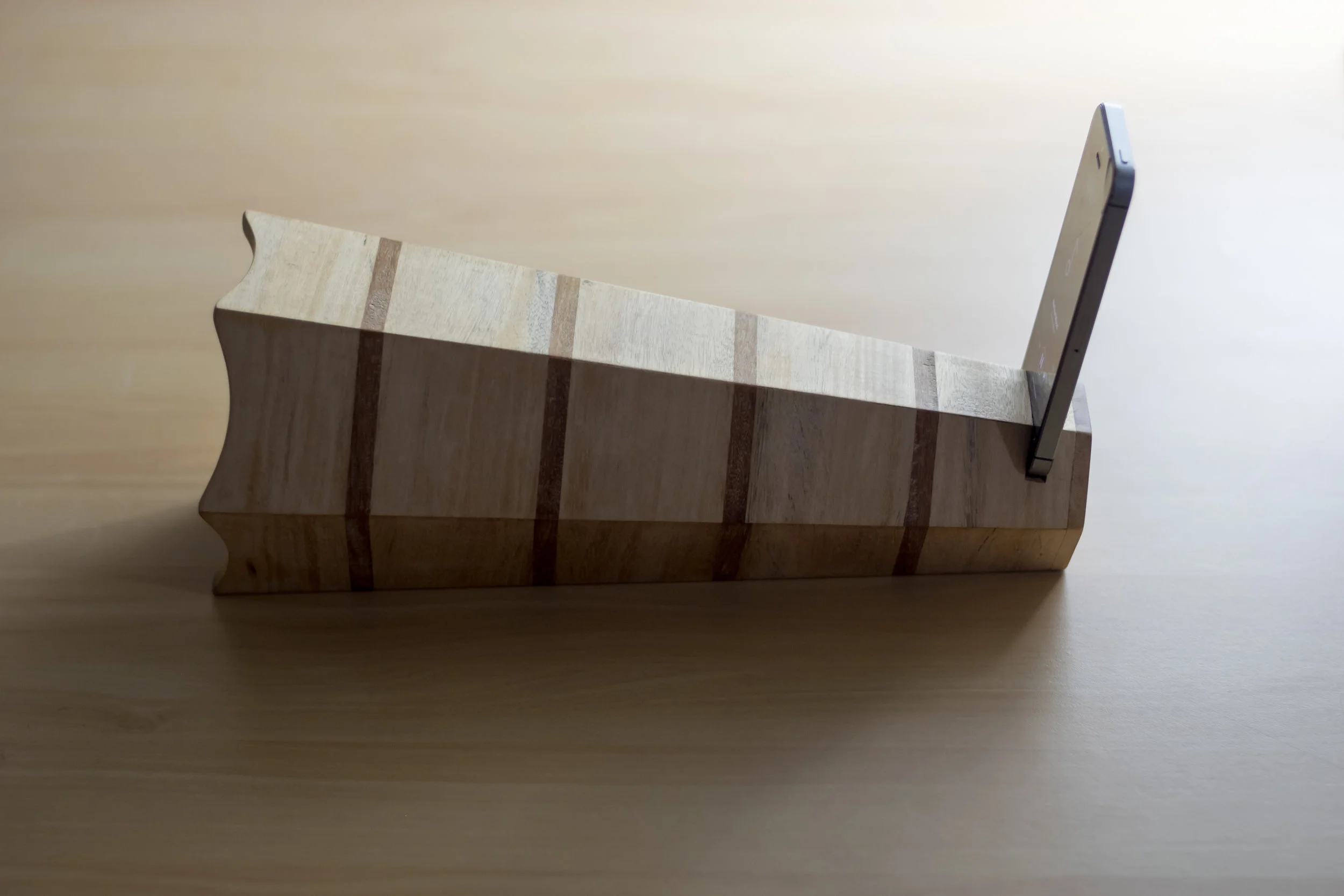fishbones-b-box-7.jpg