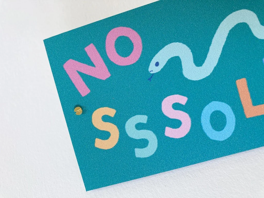 soliciting_snake_closeA.jpg