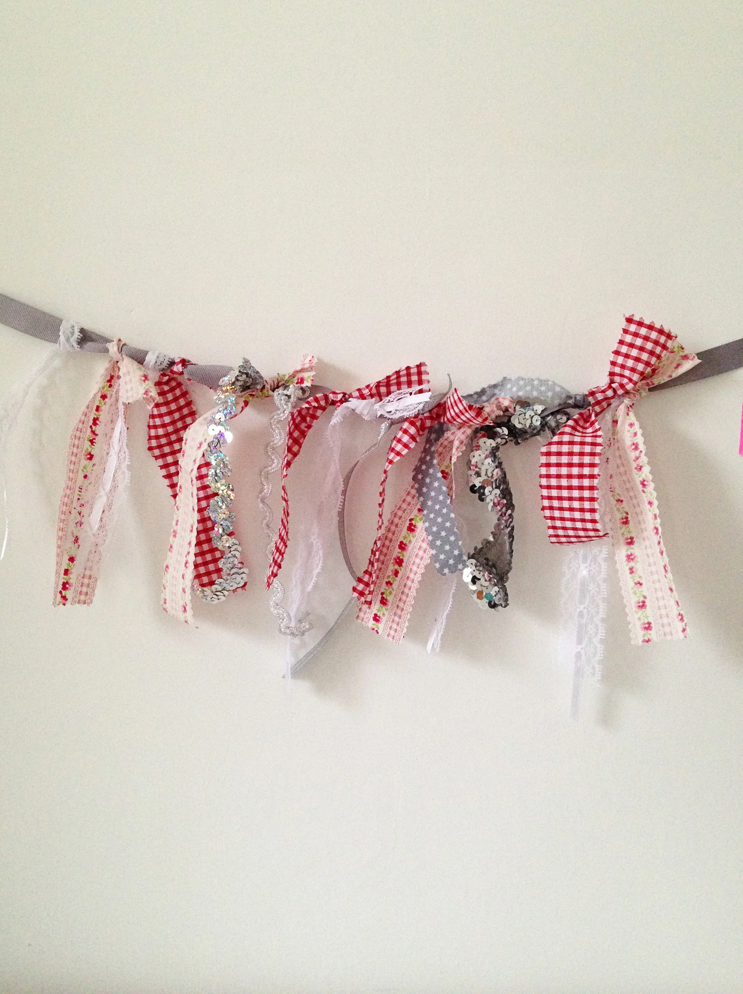 fabricgarland06.jpg