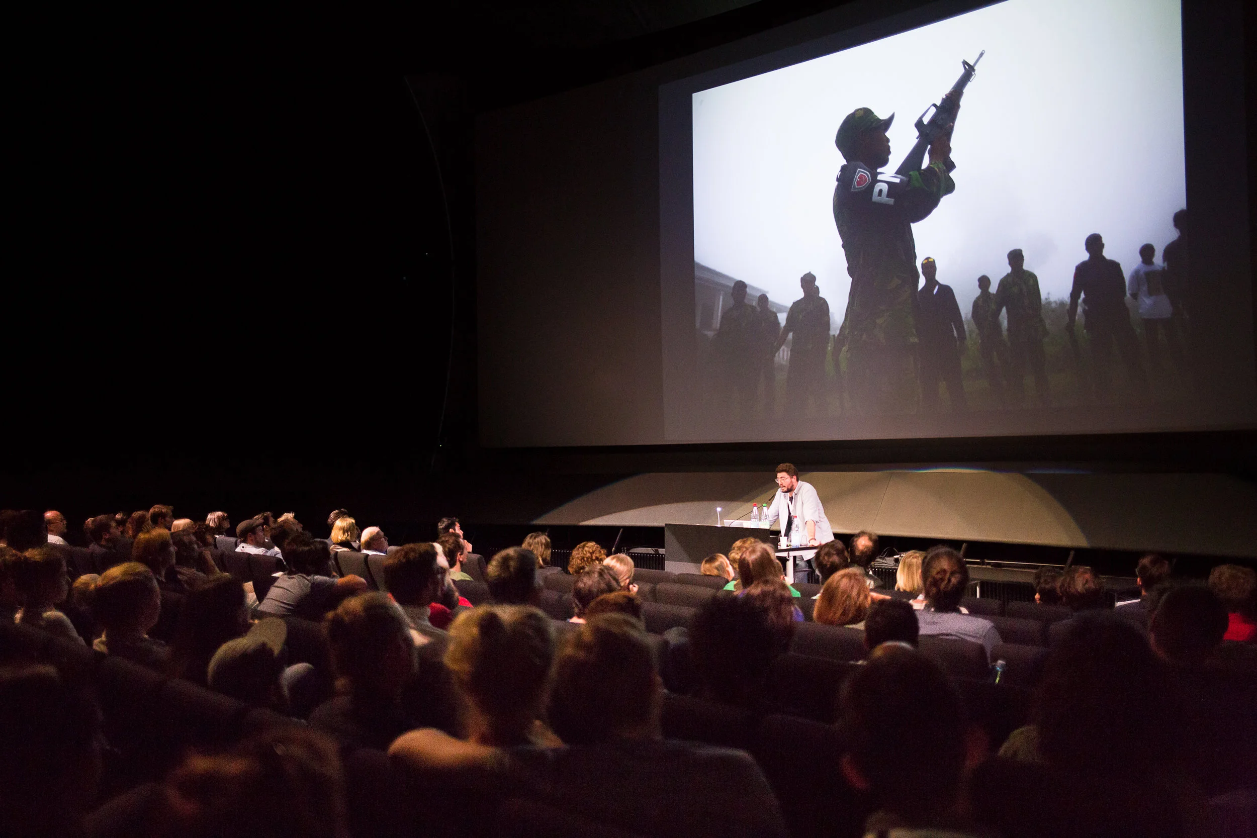 Keynote lecture during Lumix Festival in Hannover 2016. Photo by Maria Rohweder