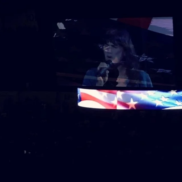 Thank you @sdgullsahl for having me sing for Opening Night! ๐บ๐ธ