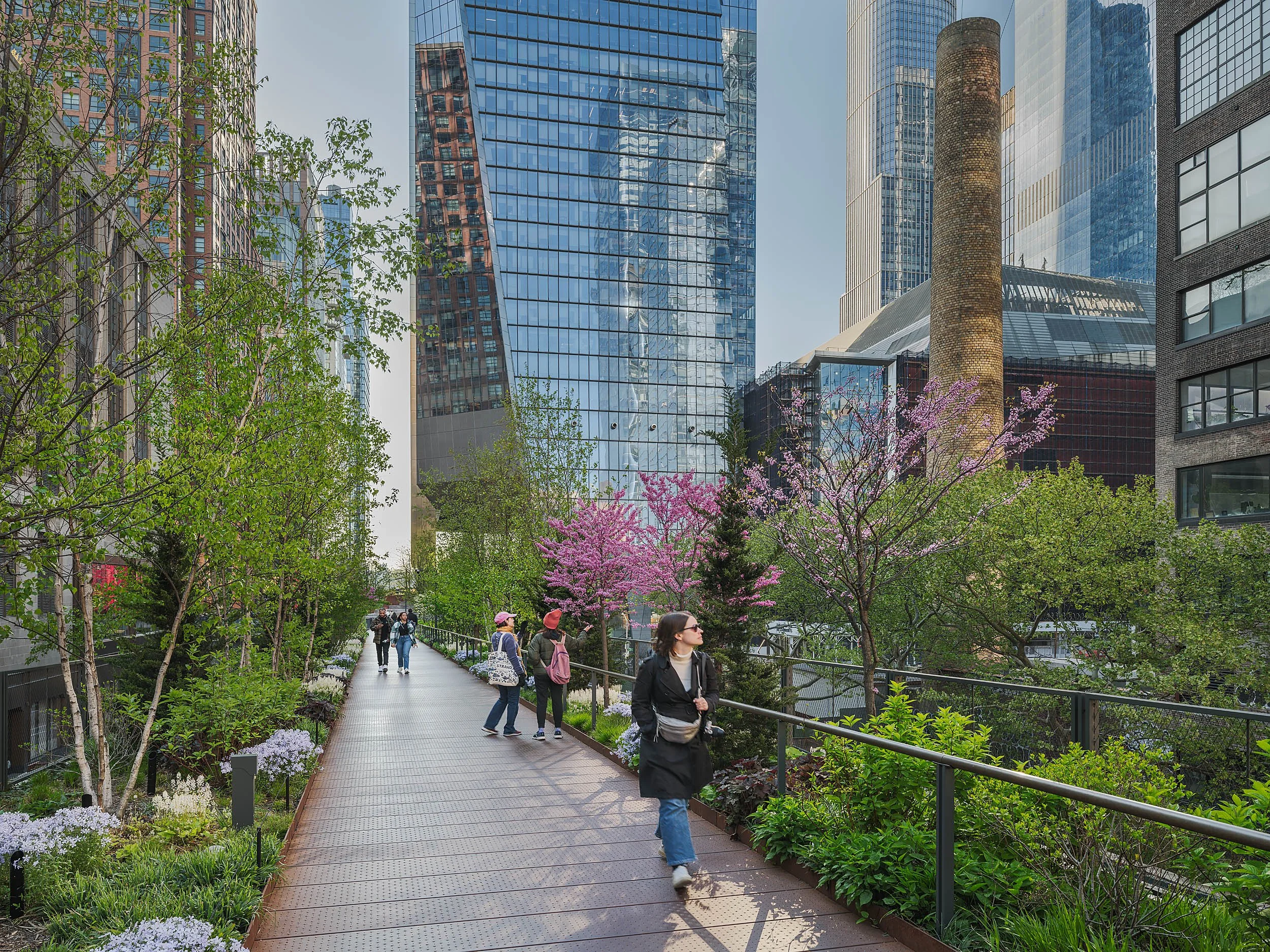 Highline Moynihan Connector