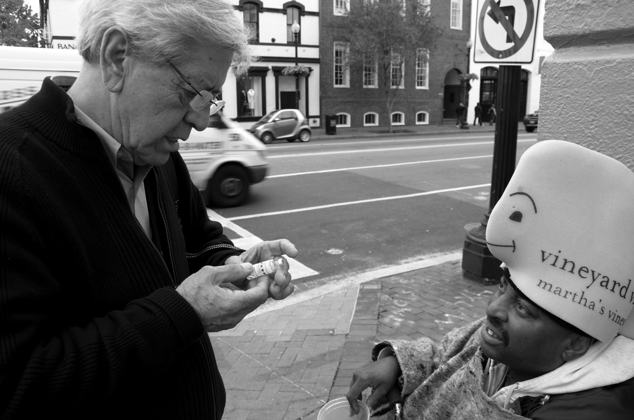  John Sullivan, a diabetic, panhandles in Georgetown on the intersection of M Street and Wisconsin Avenue. Sullivan tells Dr. Anthony Martinez his insulin is running low, and the doctor promises to bring him a new supply the next day. 