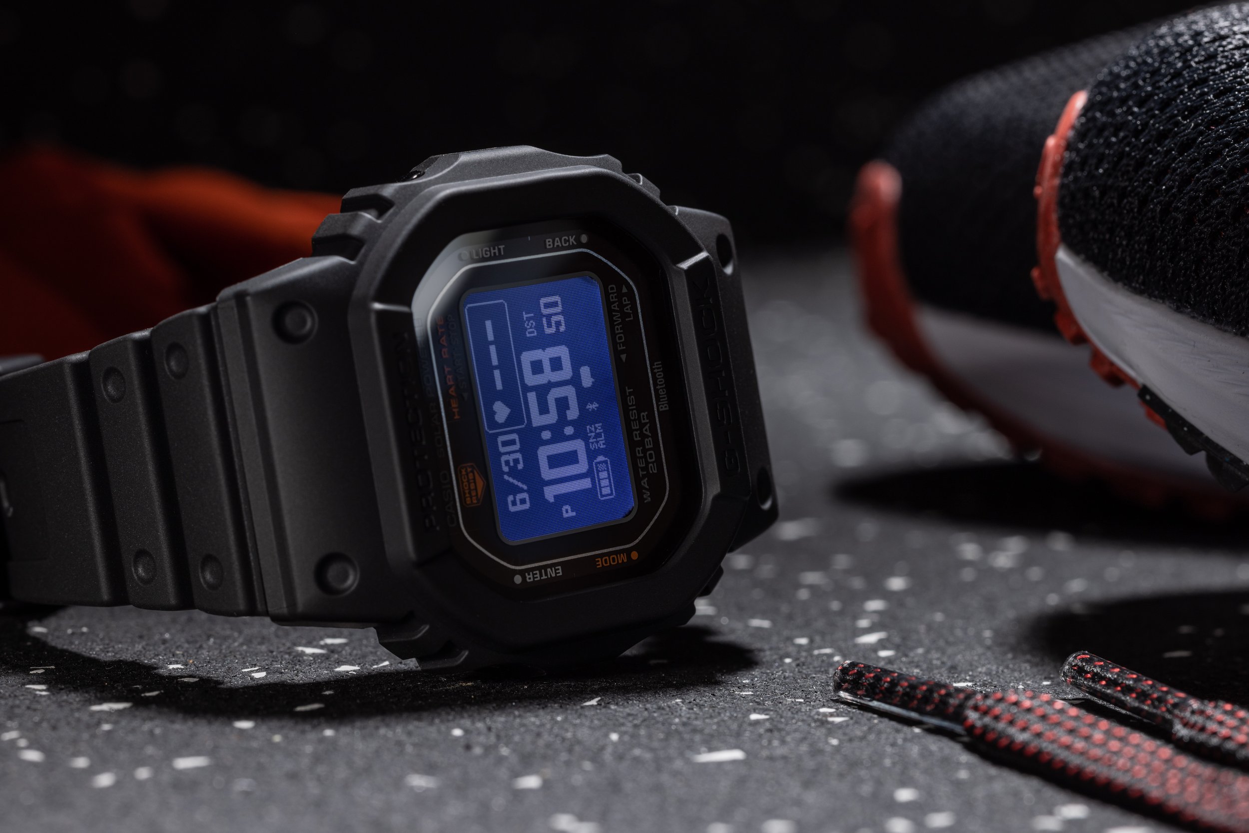 GearPatrol_Casio_DWH5600-1-329.jpg