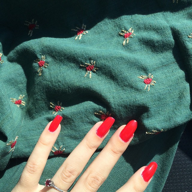 Cochineal-dyed_cochineal_bugs_on_medium_weight_khadi__.jpg