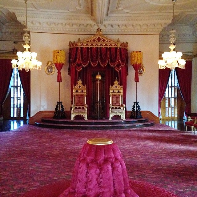 Iolani_Throne__hawaiiankingdom.jpg