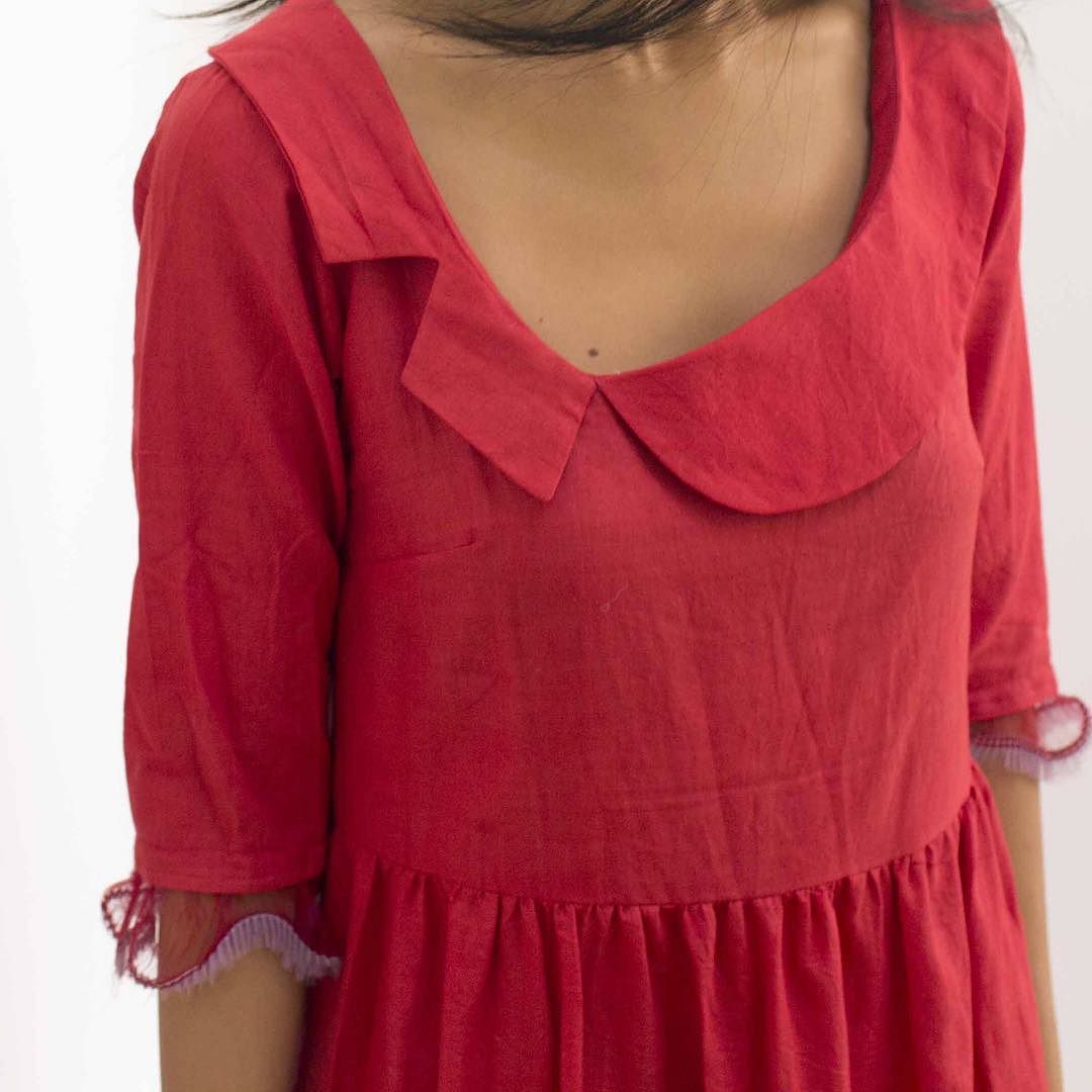 detail of hand-dyed khadi cotton dress with silk chiffon ribbon detail // new in cistanthe.com/shop